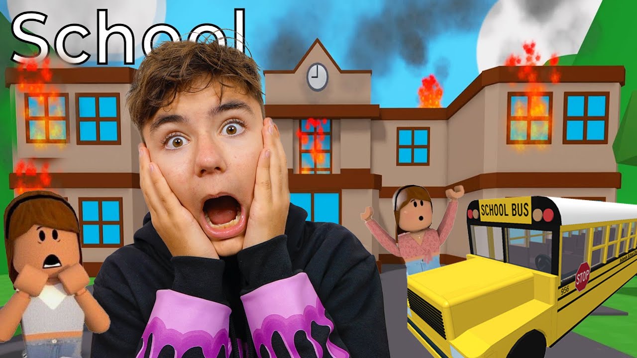 JE DOIS M'ÉCHAPPER DE L'ÉCOLE EN FEU !!! (Escape School on Fire Obby)