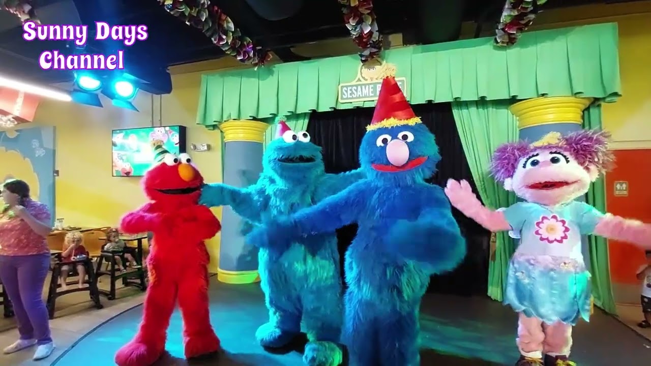 45th Birthday Dine with Elmo | Dine with Elmo and Friends | Sesame Place | Sesame Street Characters