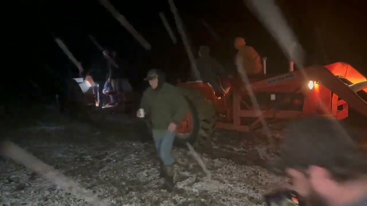 Antique tractor tug of war