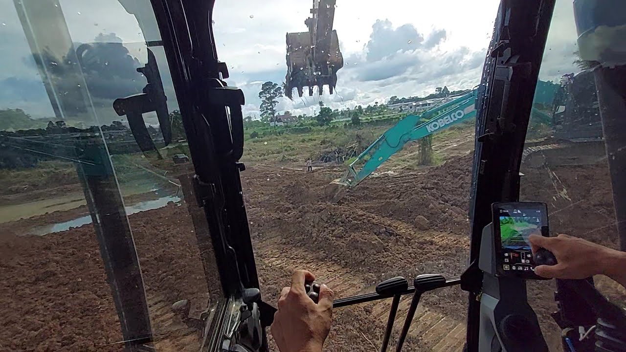 รถแม็คโครจังหวัดจันทบุรี👈 อยู่ภายในเก๋ง..CAT 323 GC.อยู่กับพี่..นู๋อัฐ จกแหลก