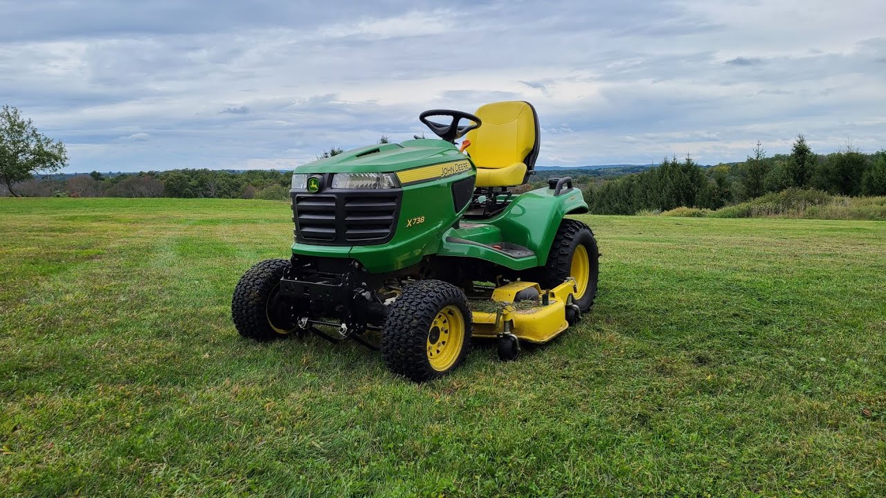 Настройте свой новый John Deere x738