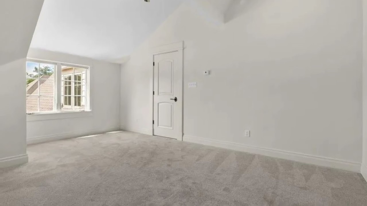 Luxurious home for sale O’Fallon Illinois $689,000.