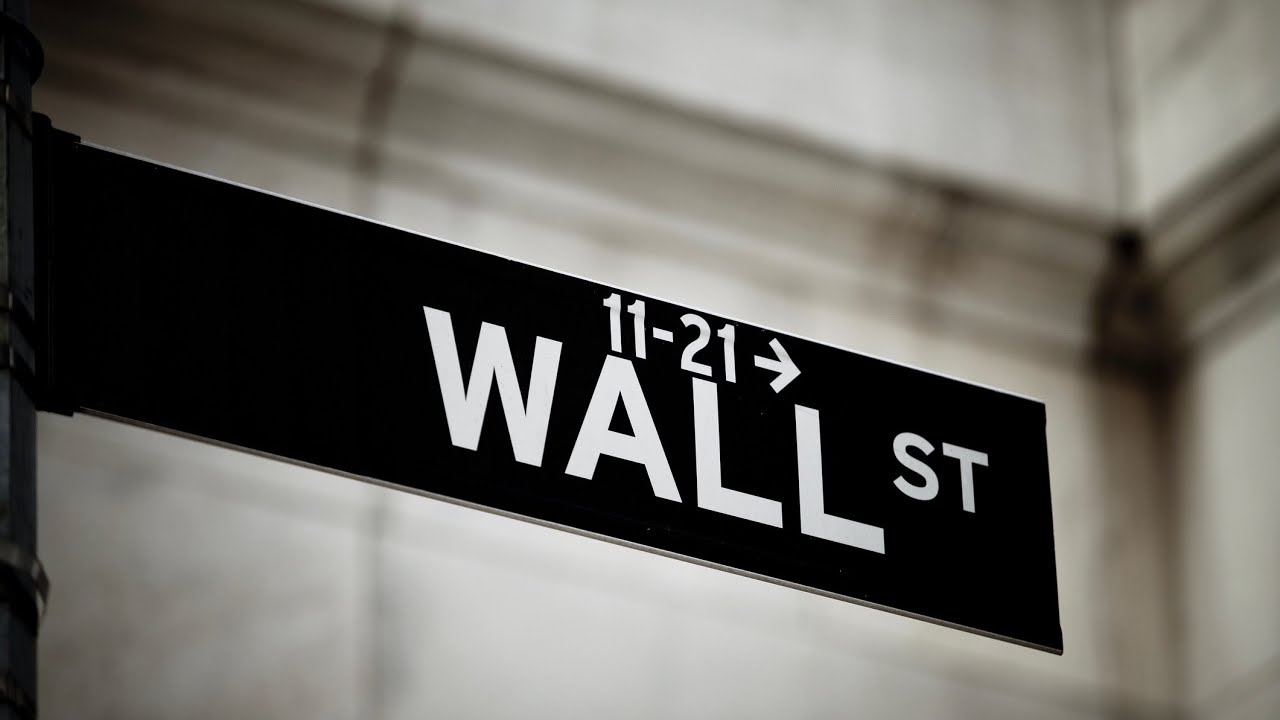 2022 stock market outlook: The disconnect between GDP growth and earnings estimates for next year