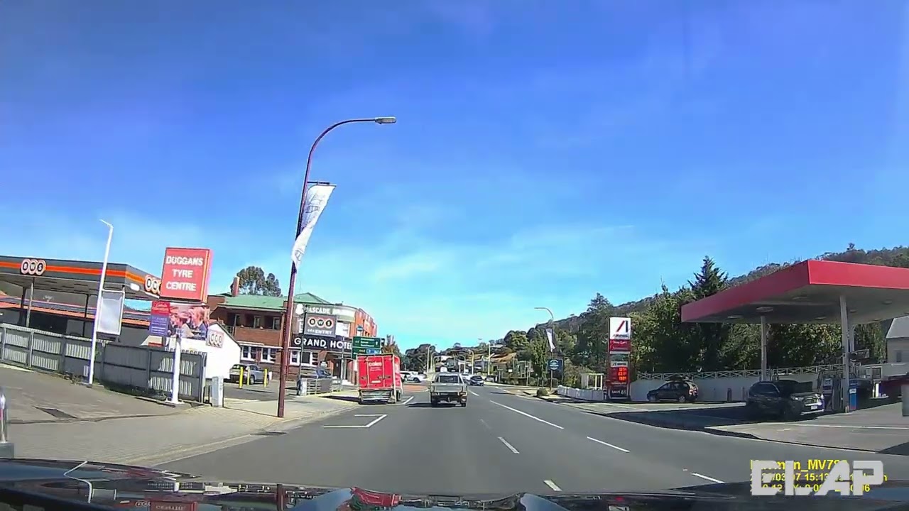 4K Dash cam Australia, Tasmania. Driving through  the town of Huonville.