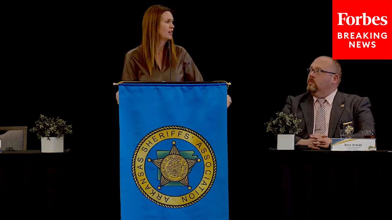 Arkansas Gov. Sarah Huckabee Sanders Touts Law And Order Record At Arkansas Sheriffs Event