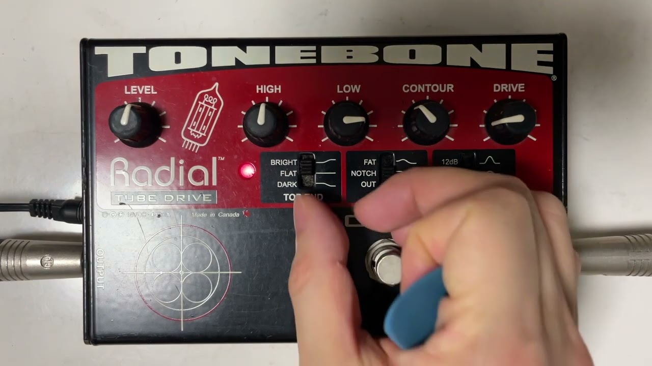 Radial Tonebone Hot British Distortion Pedal demo w/ Strat & Marshall Valvestate CLN (no talking)