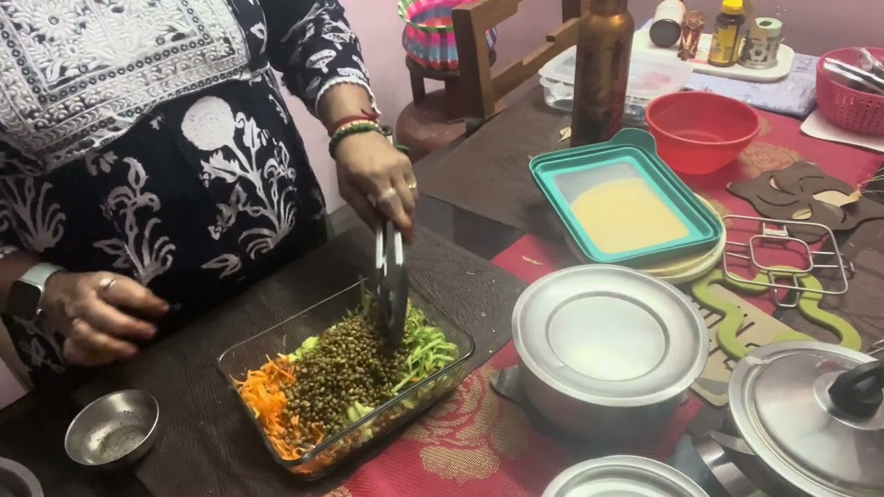 Salad pasi payiru cucumber carrots & Dates