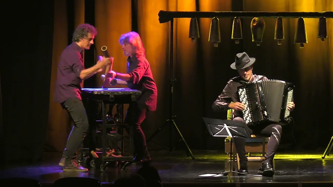 Amusia - Oreka TX & Gorka Hermosa