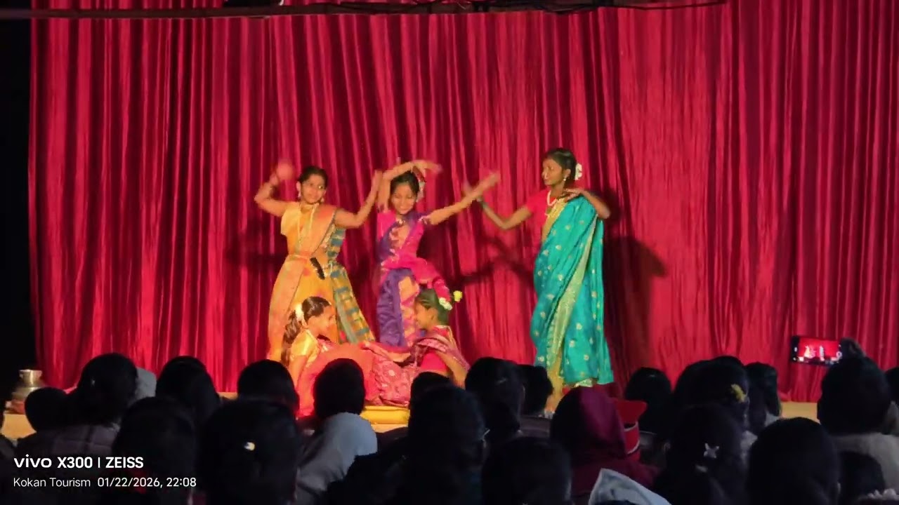 सांगिर्डेवाडी ग्रामस्थ हितवर्धक संघ, अदिती अँड ग्रुप  Present मंगळागौर डान्स .... सांगिर्डे कुडाळ