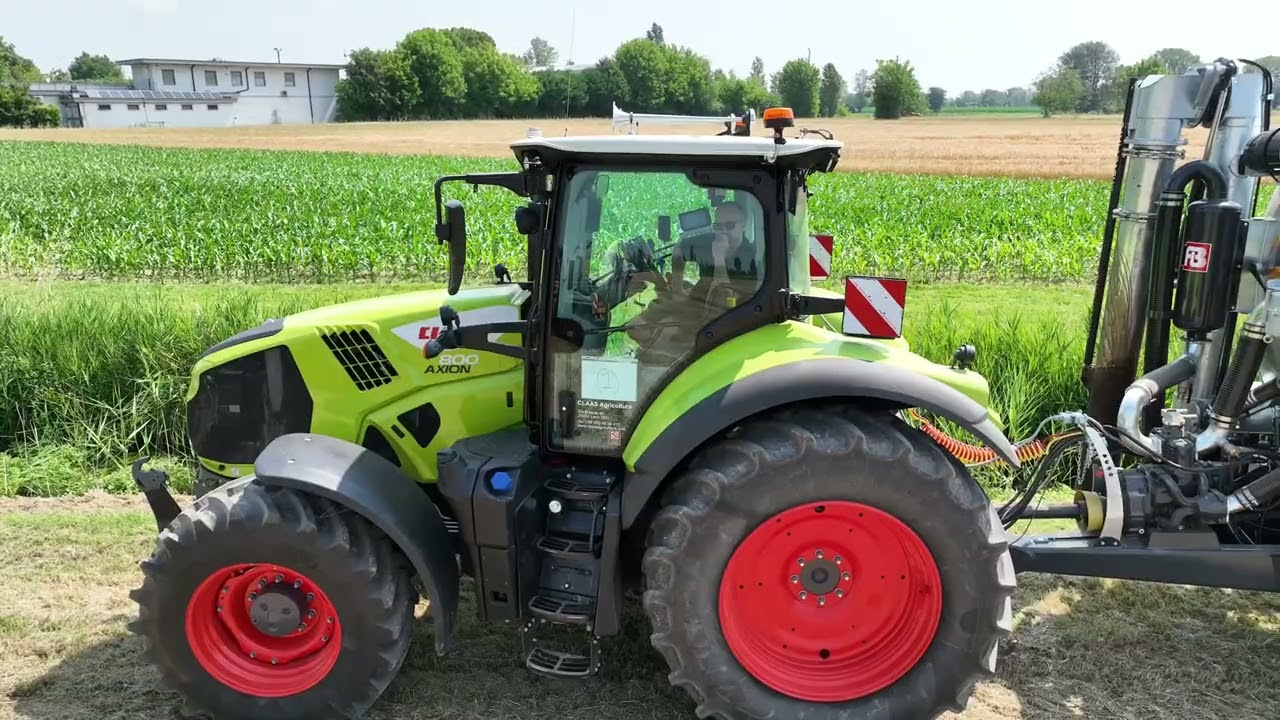 Interramento liquame 2025:Class Xerion 4200 + Claas Axion 800 e Bossini B280 – Spettacolo puro!