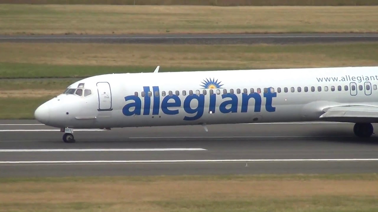 MD-80 Series Best Landings & Takeoffs Compilation, Mcdonnel Douglas, Maddog