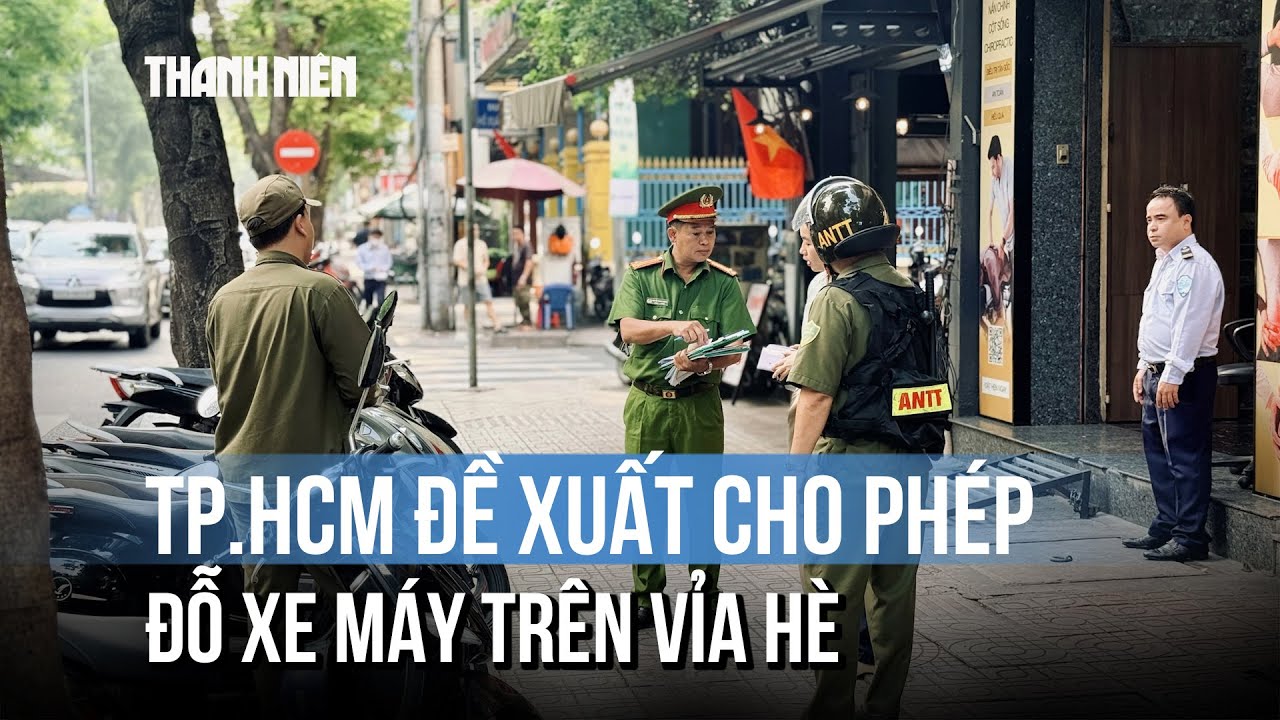 Đỗ xe máy trên vỉa hè TP.HCM: Phường đề xuất người dân không cần xin phép