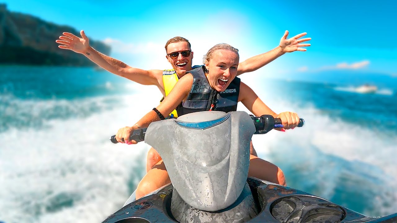 DEZE WATERSCOOTER GAAT ZO HARD!! #2910