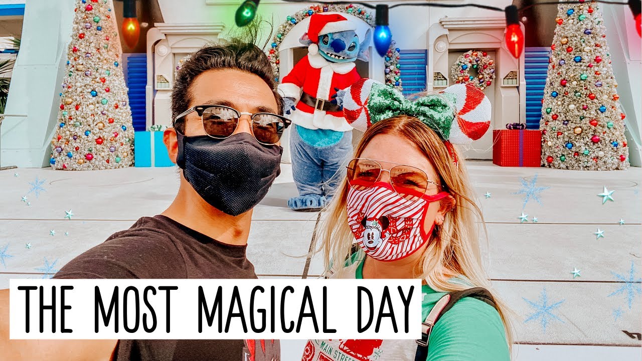 Magic Kingdom Christmas Fun! | A MAGICAL Day! | Disney Christmas Vlog 2020
