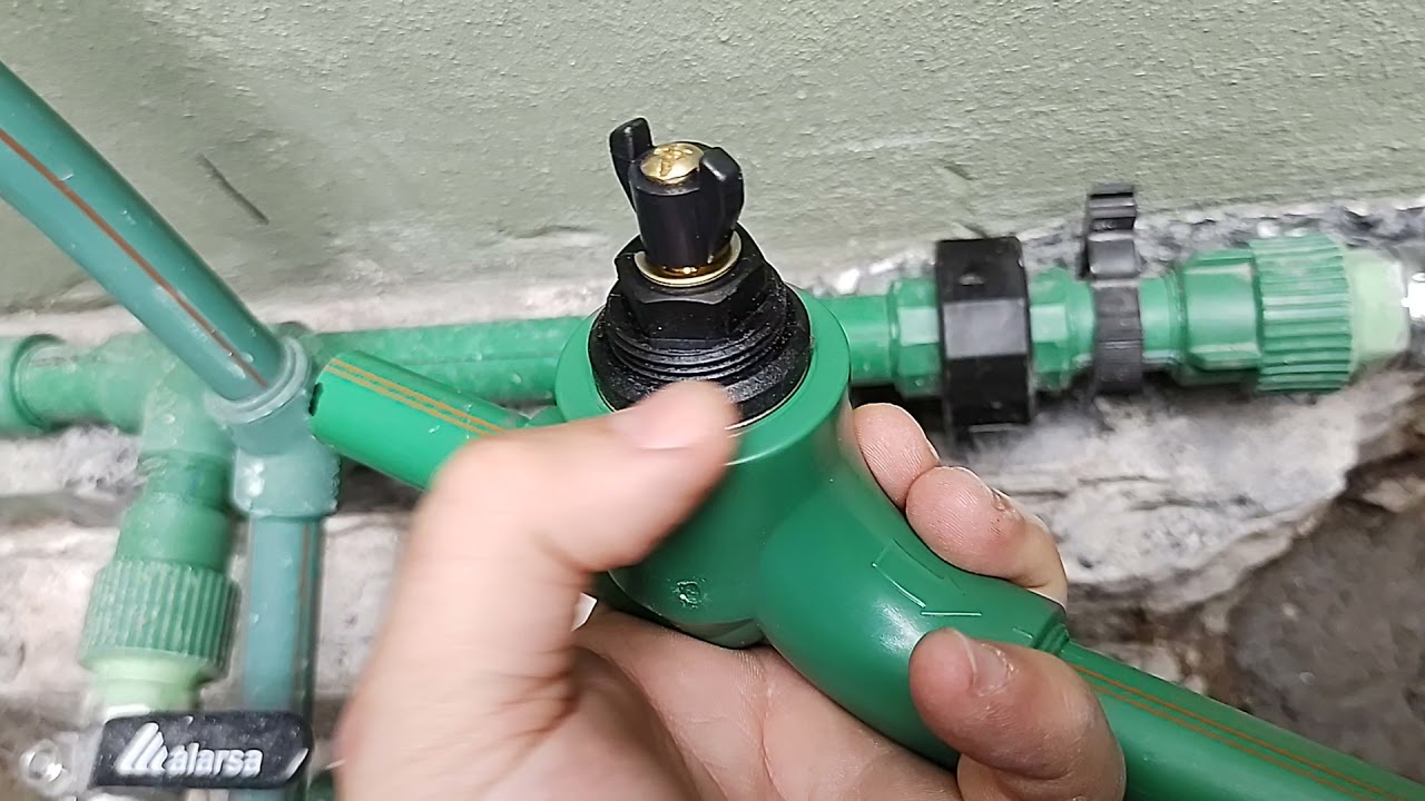 ✅ Llave de paso para exterior y para interior.