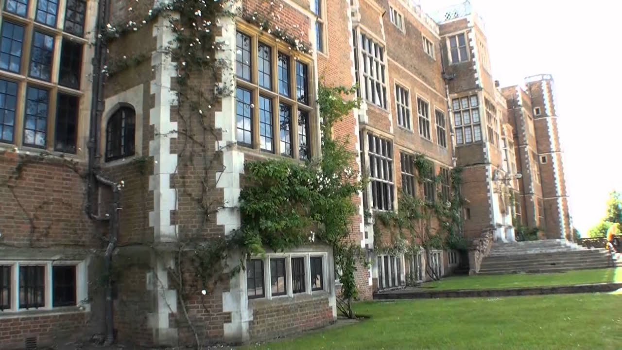 Hatfield house.
