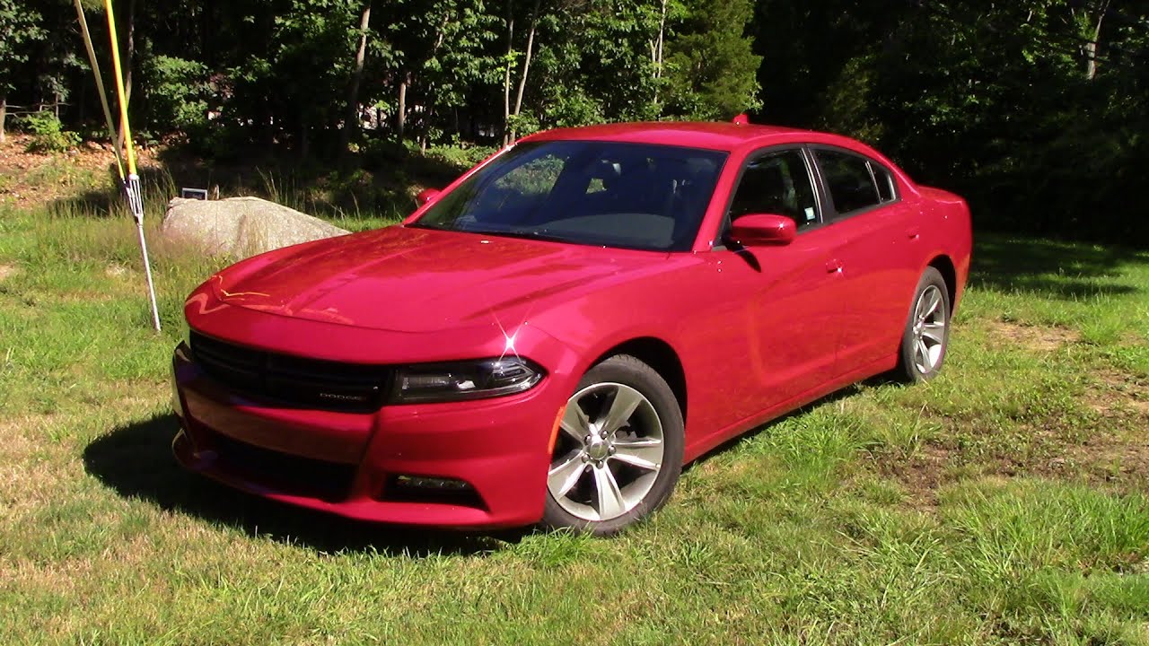 2016 Dodge Charger SXT: In Depth First Person Review