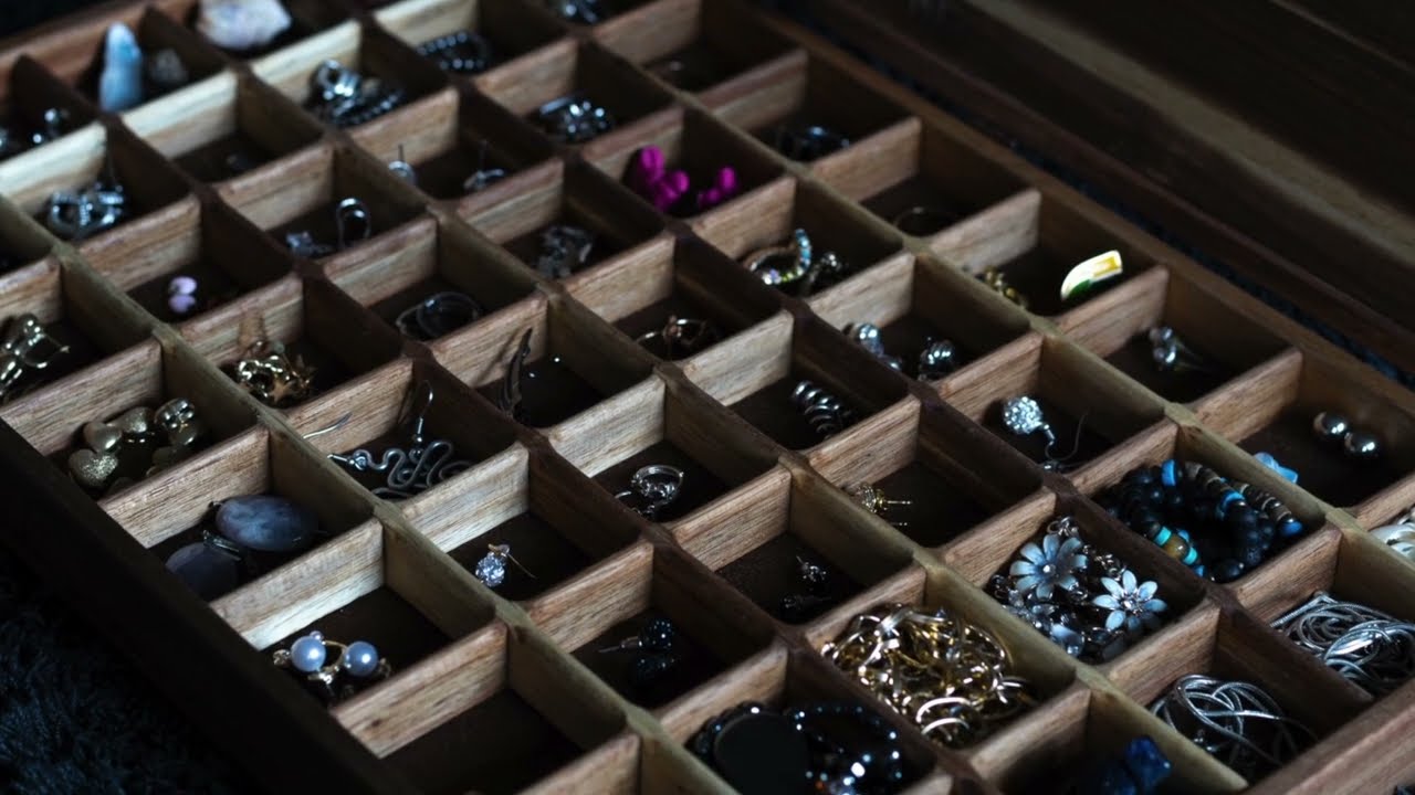 Acacia jewelry box