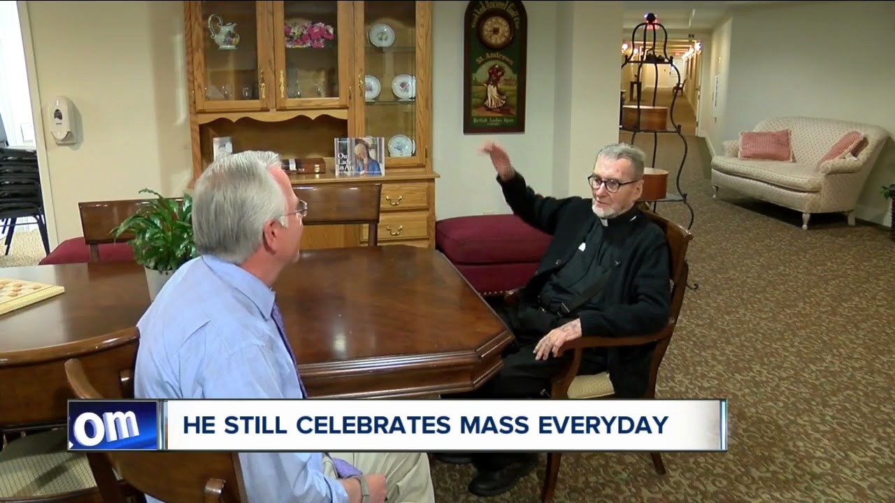 90-year-old priest still celebrates mass everyday