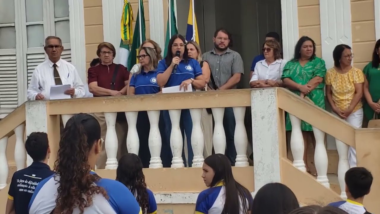 Cerimônia de comemoração aos 115 anos da Escola Estadual Antônio de Azevedo.