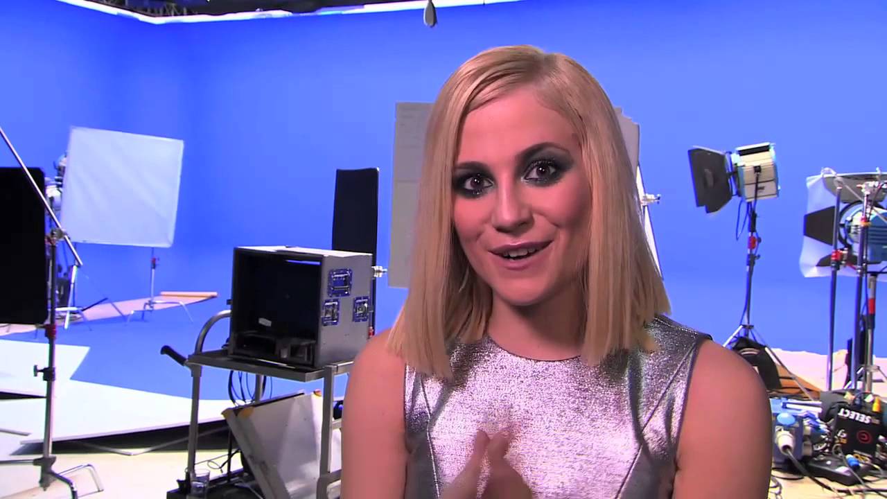 Pixie Lott - Kiss The Stars (Behind The Scenes)