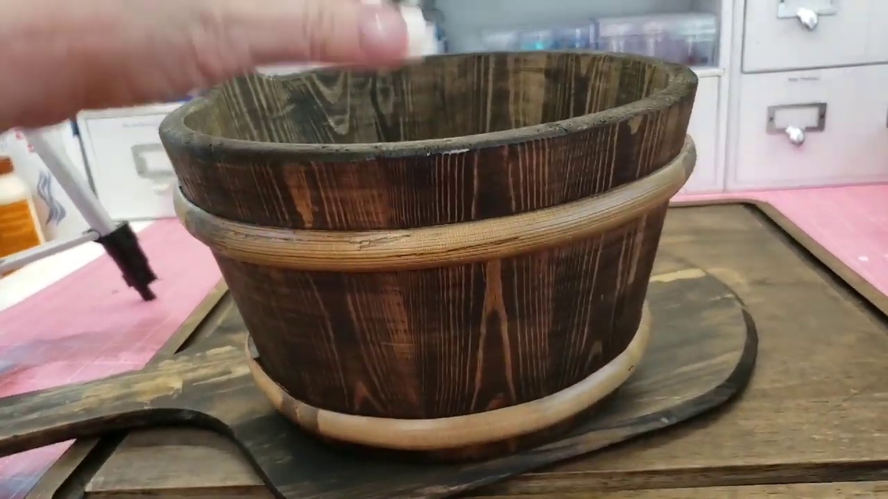 DIY Farmhouse Christmas Trash to Treasure