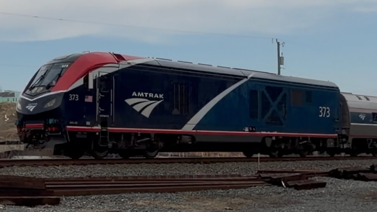 Amtrak P089-25 @ Cherry Hill, VA with ALC-42 373 leading 