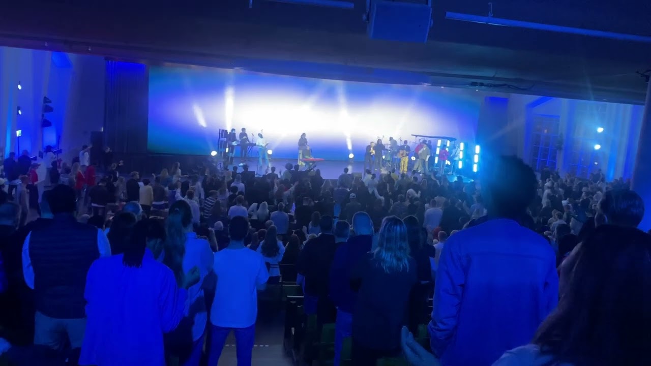  Hillsong Church 💖