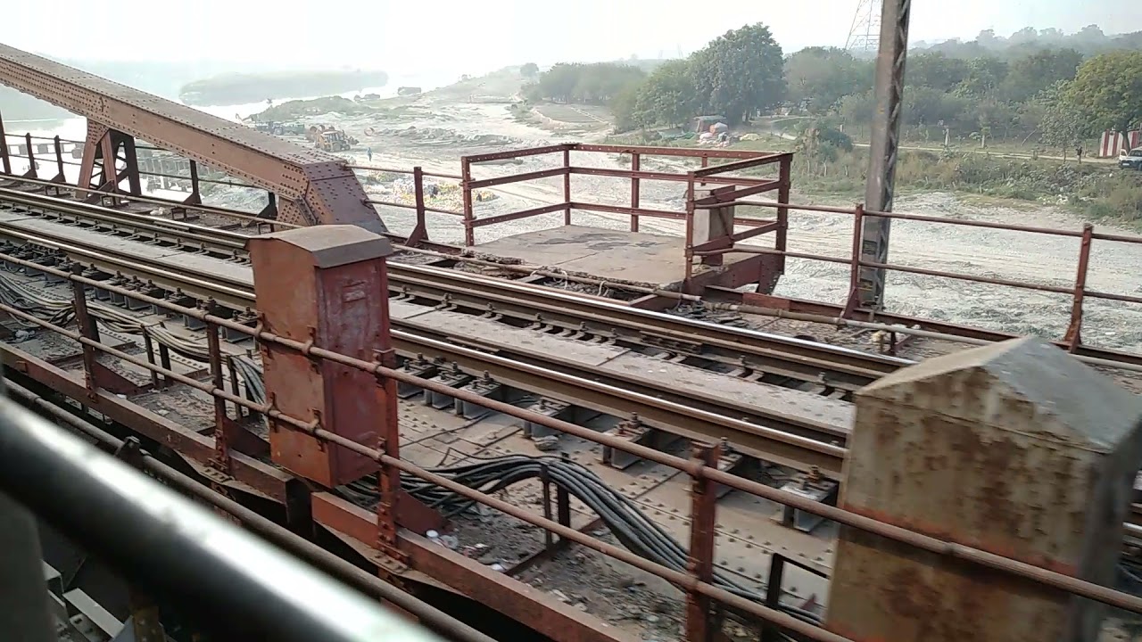 #Old Loha pul l Yamuna Bridge I Delhi