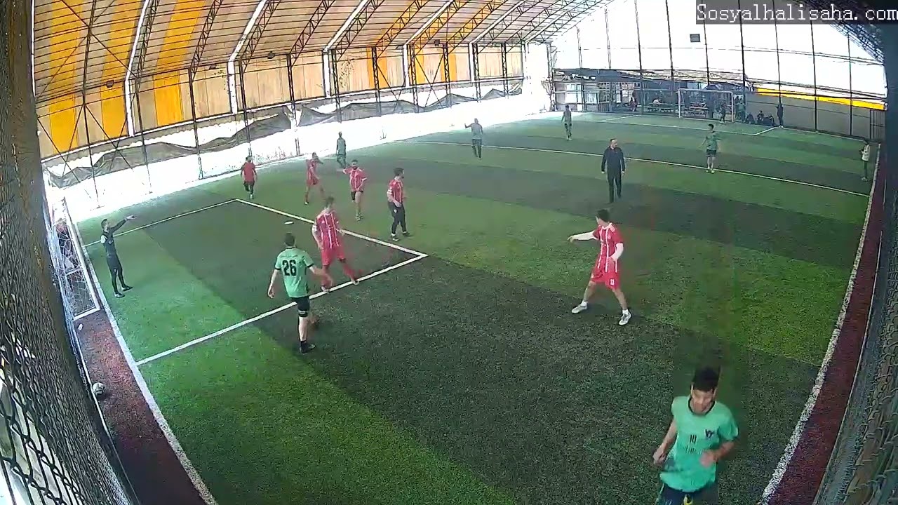30 Kasım 2025 Yaşam Halı Saha, Pazar günü saat 1-2 arası. 2.kamera