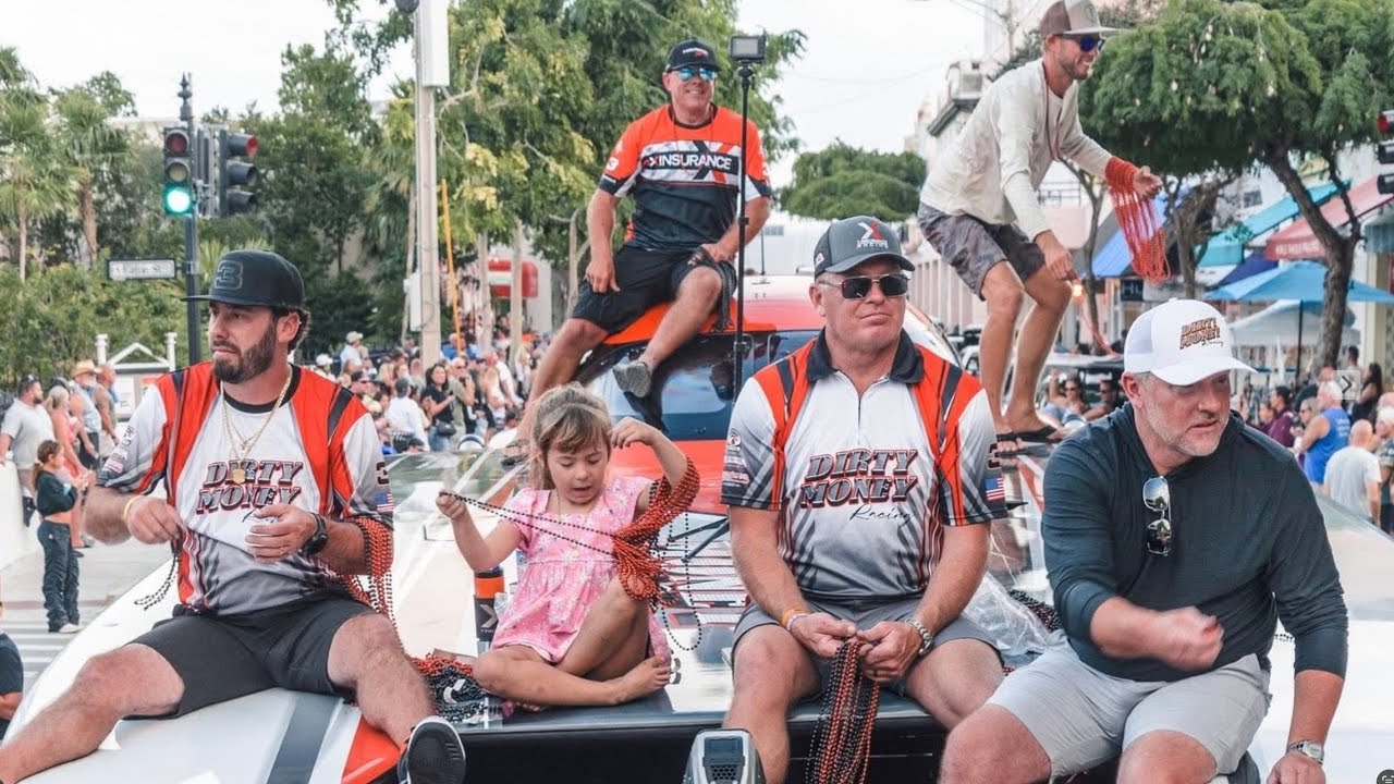 Парад моторных лодок Key West Offshore Powerboat Parade 2025 | Команда X-Insurance за кулисами