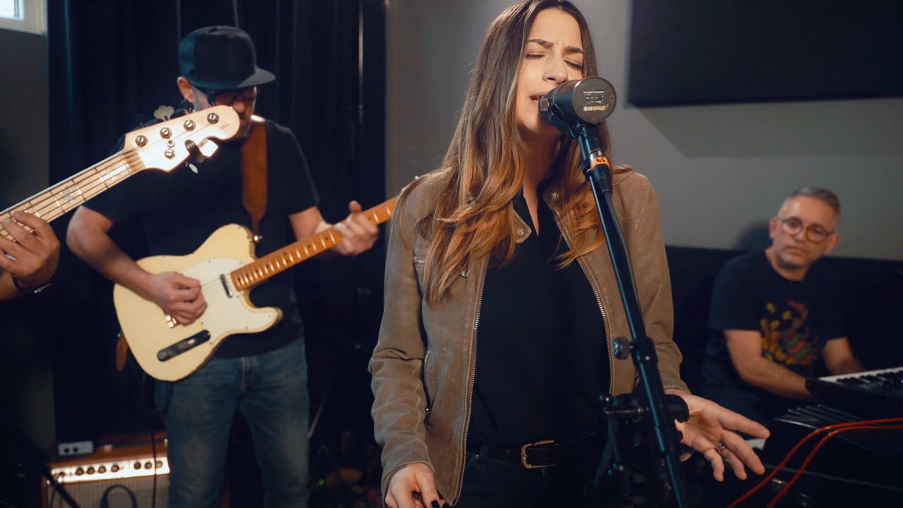 Egy rozoga ház | Eszményi Viktória | Dorothea Hildebrand // Stinky Bugs