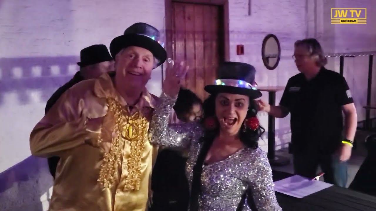 Foutste Feest Schiedam doet naam eer aan