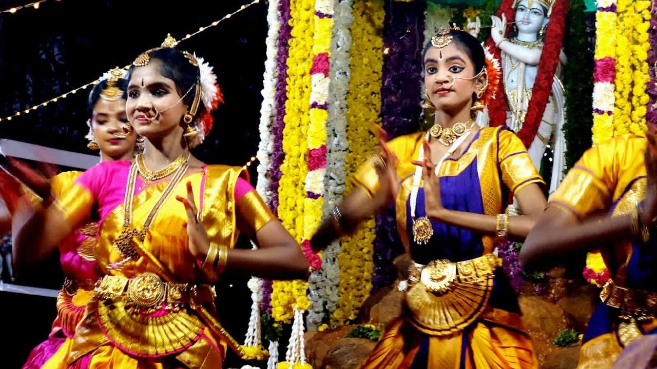 Celebrating the Blue Boy of Brindavan - A Divine Dance Offering | Atma Vidya Mandir | Tiruvannamalai