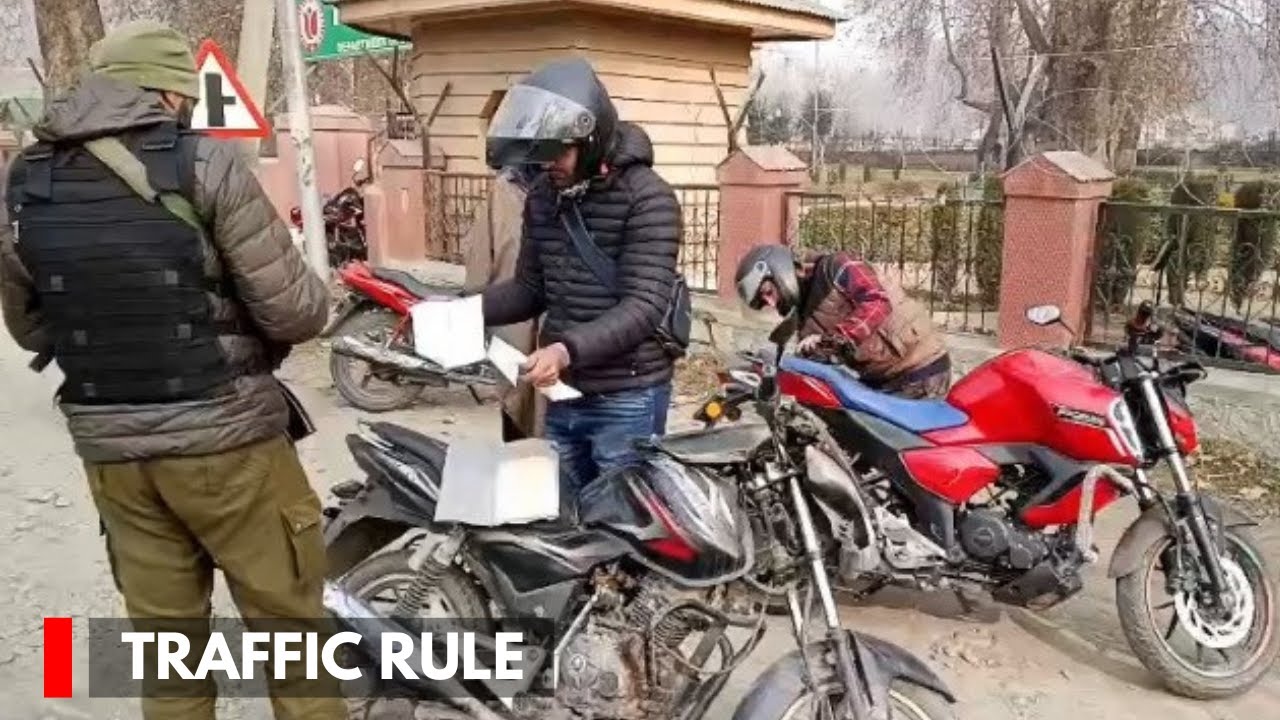 Bijbehara: Authorities Start Drive Against Traffic Rule Violators