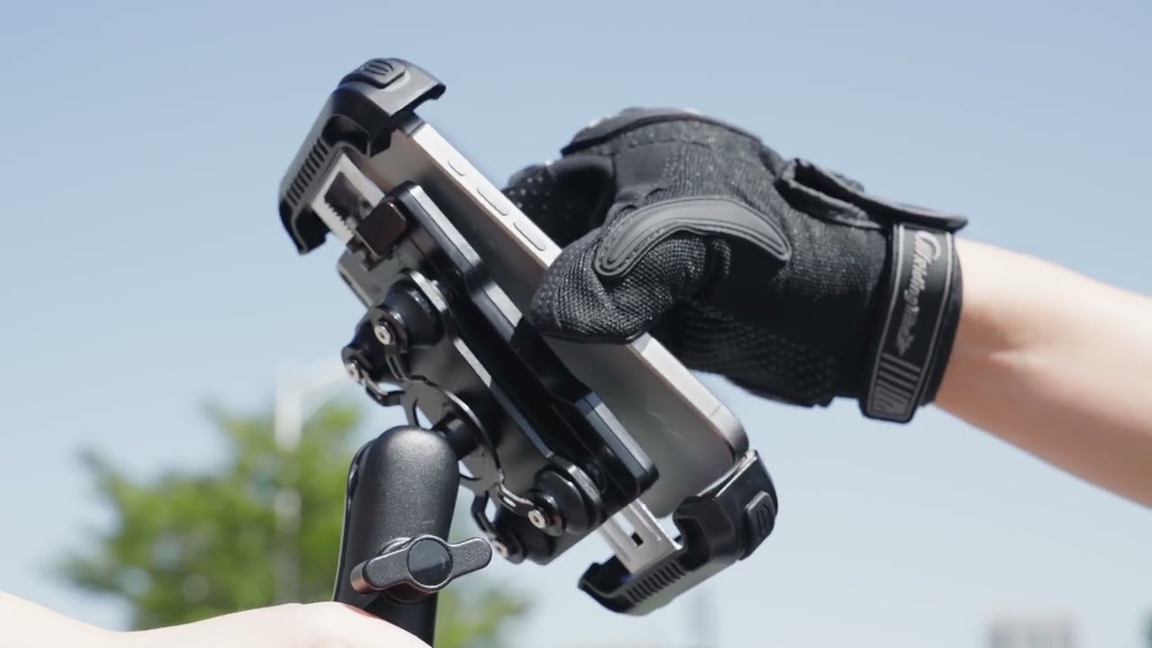 Comparison of Lamicall's patented BCSP05 with other motorcycle mounts in vibration testing