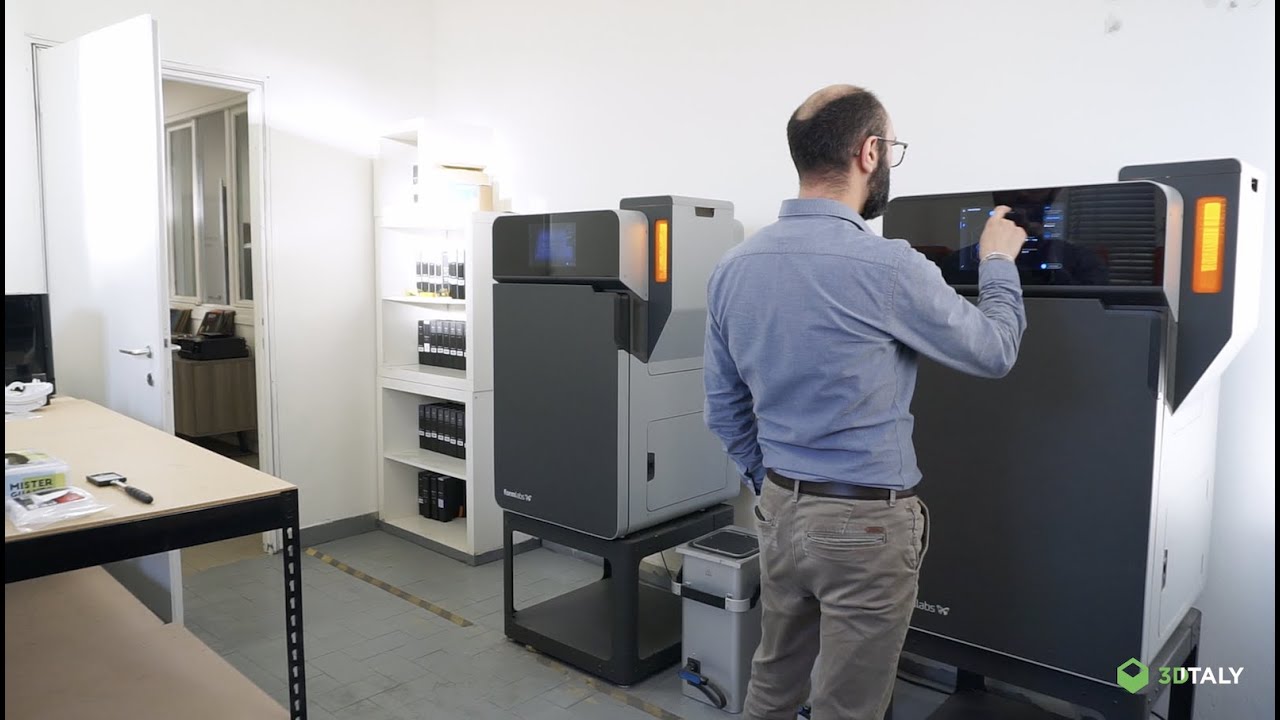 Indastria ci mostra come sia possibile utilizzare la stampa 3d SLS per la produzione