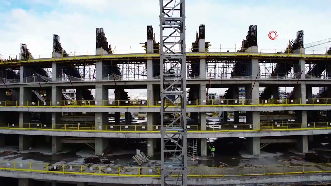 Ankara'da 45 bin kişilik yapılan stadyumun çalışmaları havadan görüntülendi