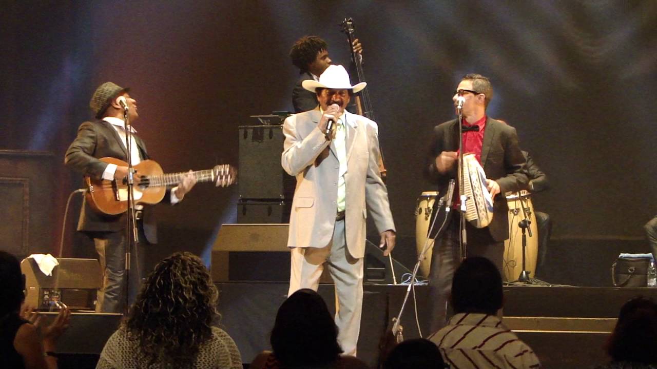 Tiburón Morales & Septeto Santiaguero - Cuestiones del Amor