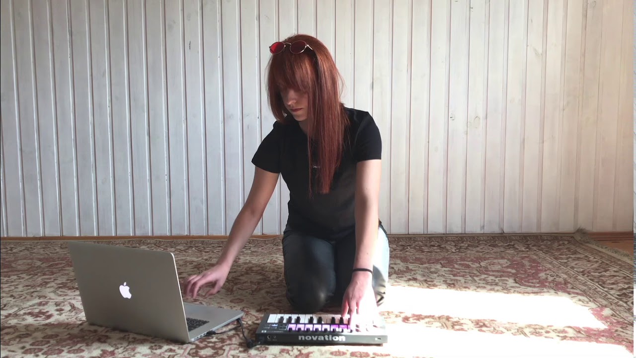 Novation launchkey mini MK3 & Ableton live performance