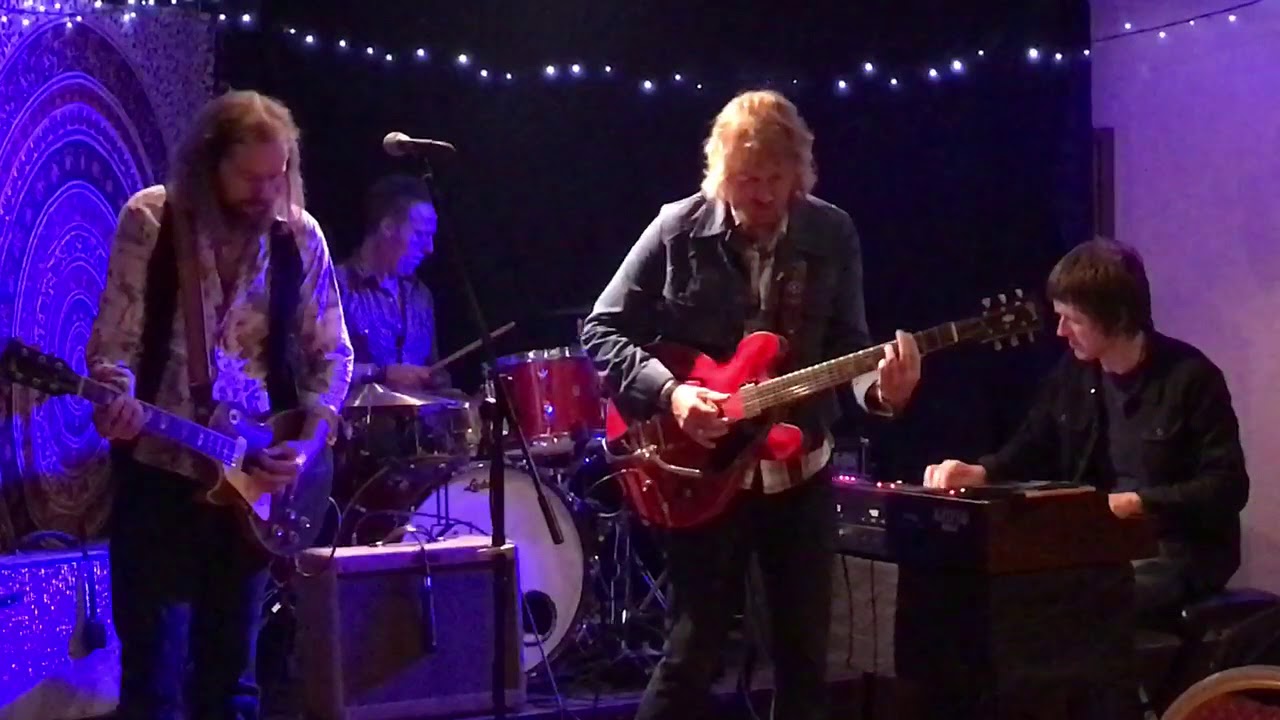 The Mike Ross Band with Rosco Levee @Bourne To The Blues 27/09/17