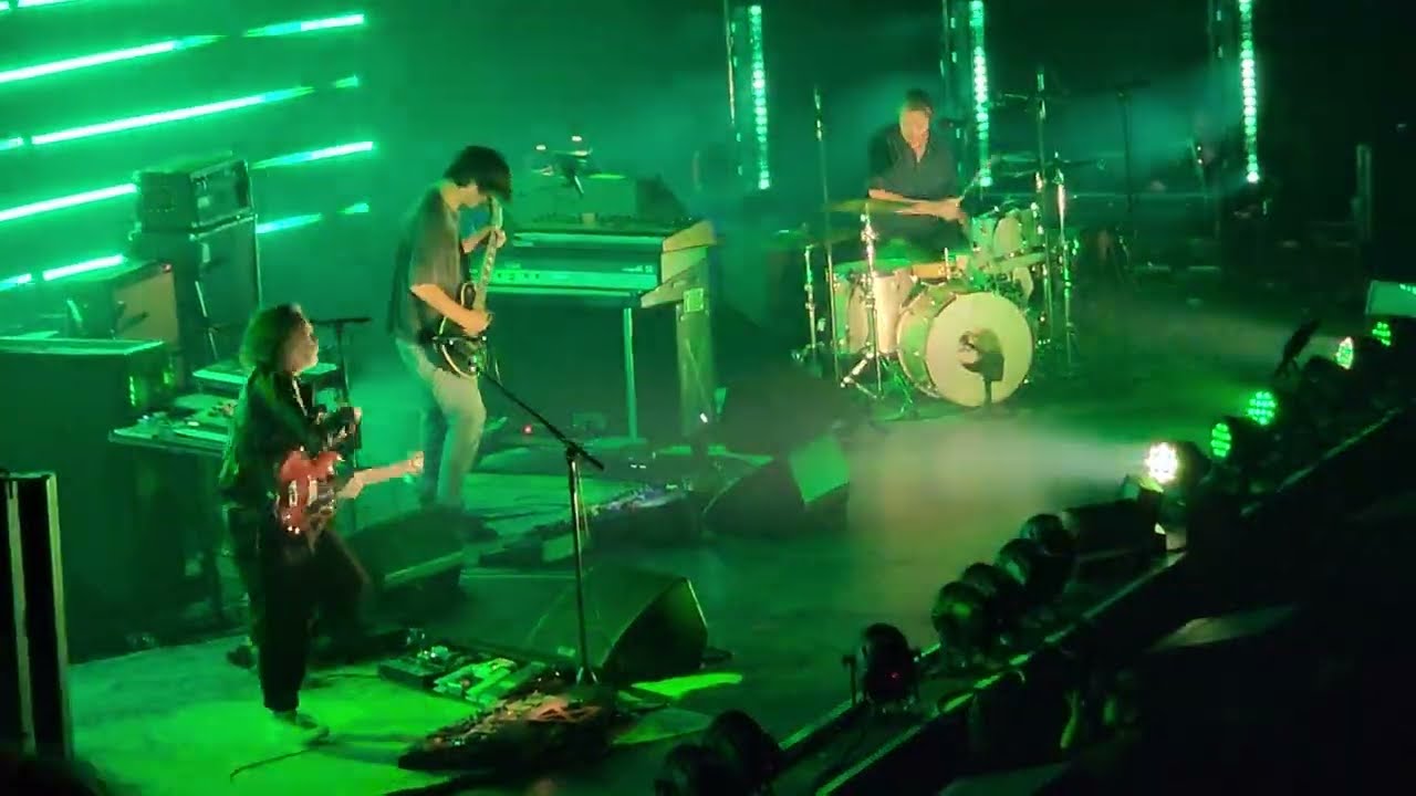The Smile - The Opposite - live in Montréal June 15, 2023, a little malfunction at the beginning.