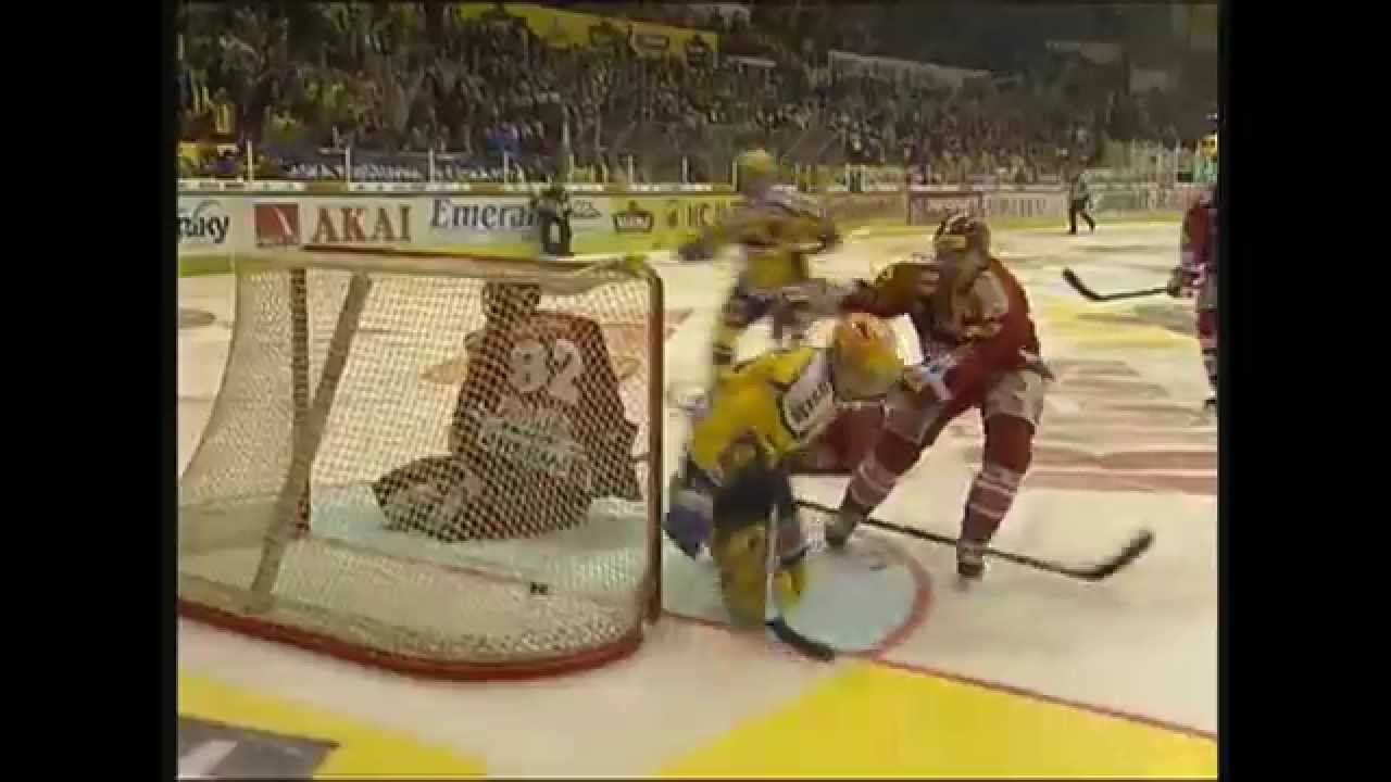 Play off Tipsport extraligy 2003/2004 - finále: HC Hamé Zlín vs. HC Slavia Praha