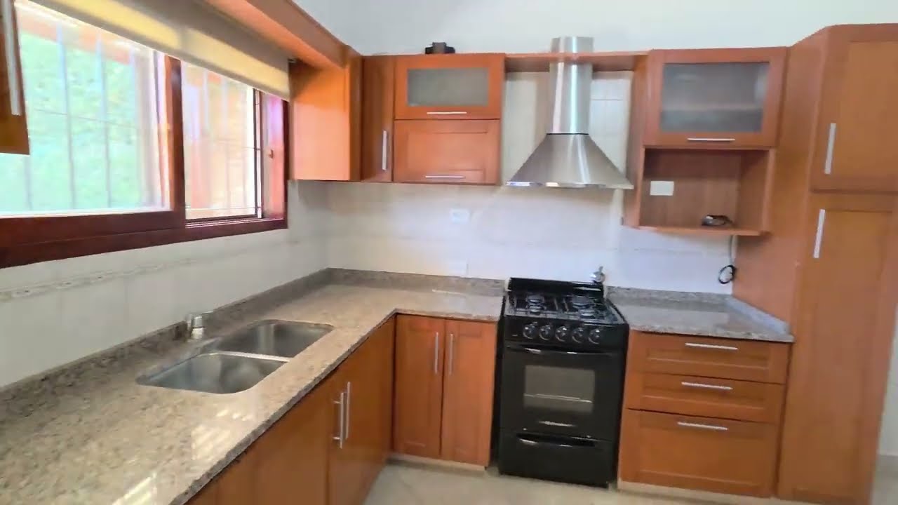 ALQUILER CASA FAMILIAR EN HURLINGHAM