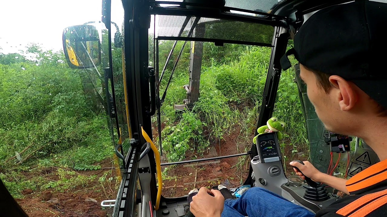 cortando estrada com a escavadeira volvo 140dl. é passando algumas dicas 😉💪
