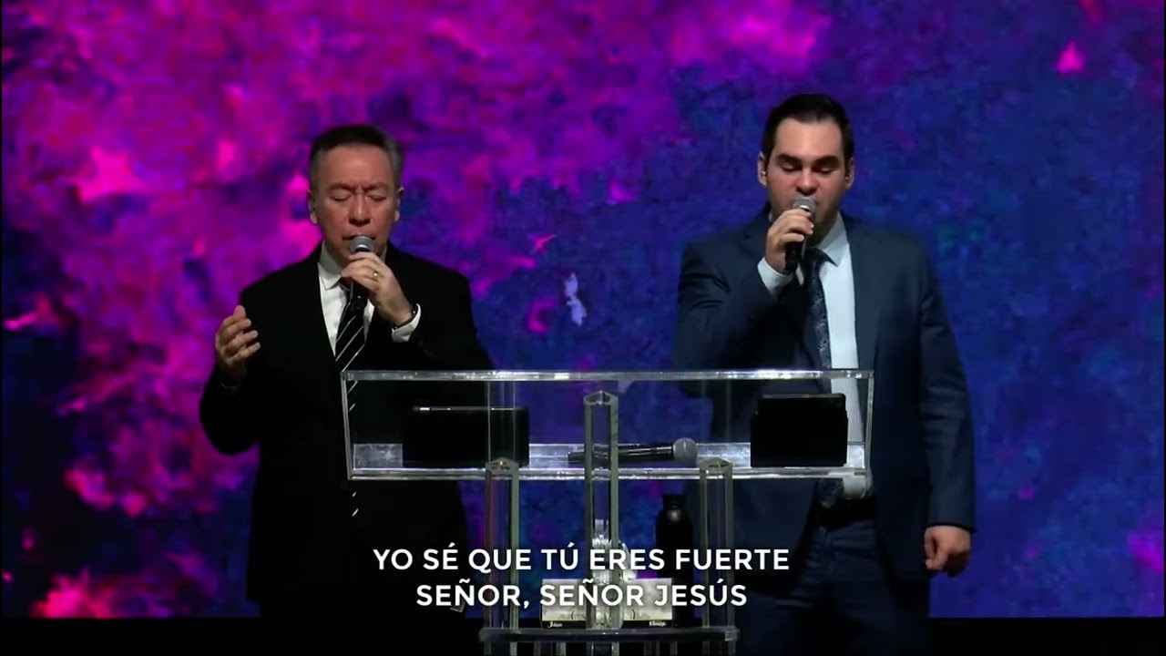 SOLO TU ERES SANTO/SEÑOR JESÚS