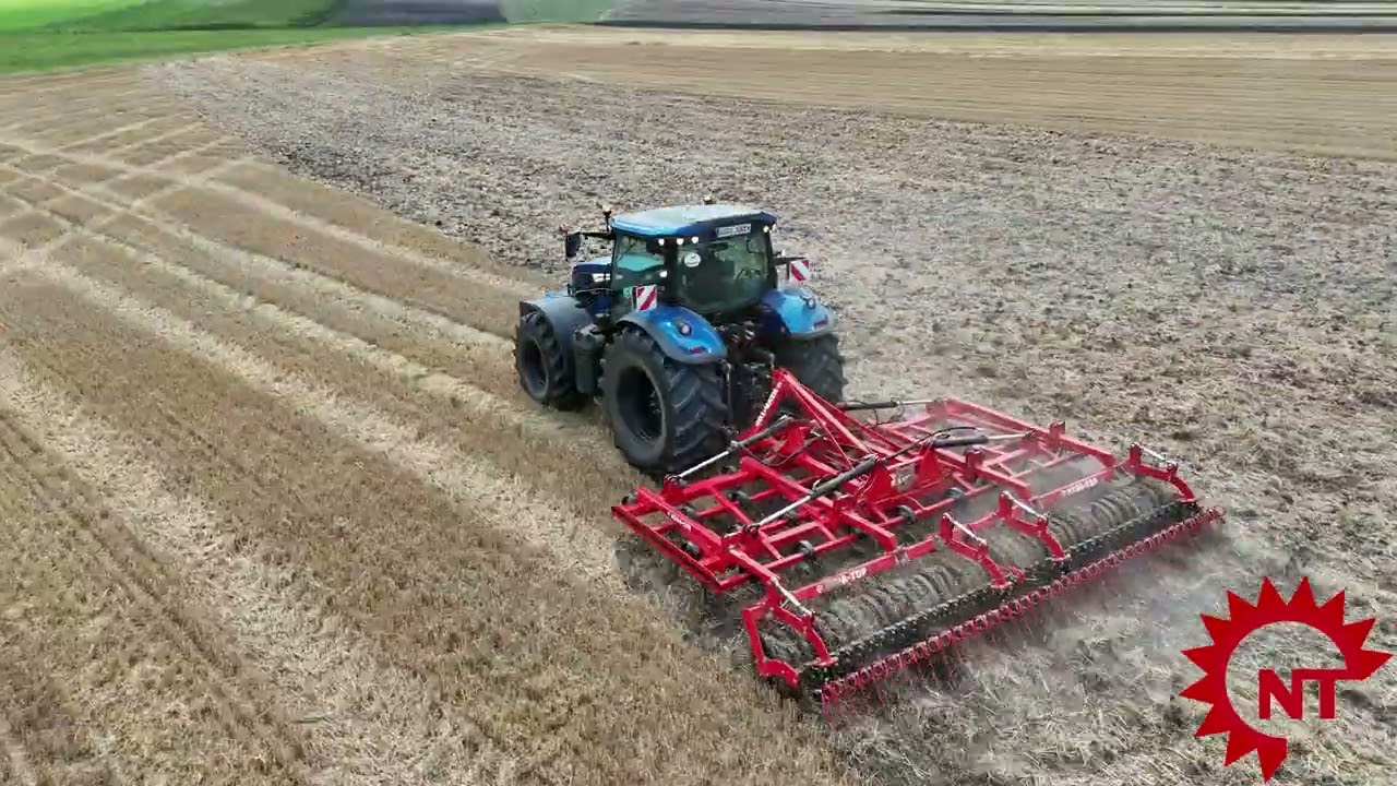 Uprawa (zrywka) ścierniska agregatem uniwersalnym DZK firmy NIVA-TOP. Landini 7-240 vs. DZK-5.0