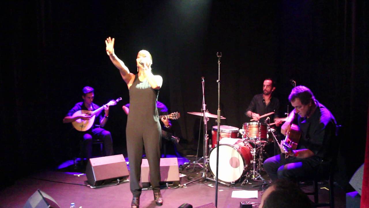 Raquel Tavares - Não me Esperes de Volta (Live)