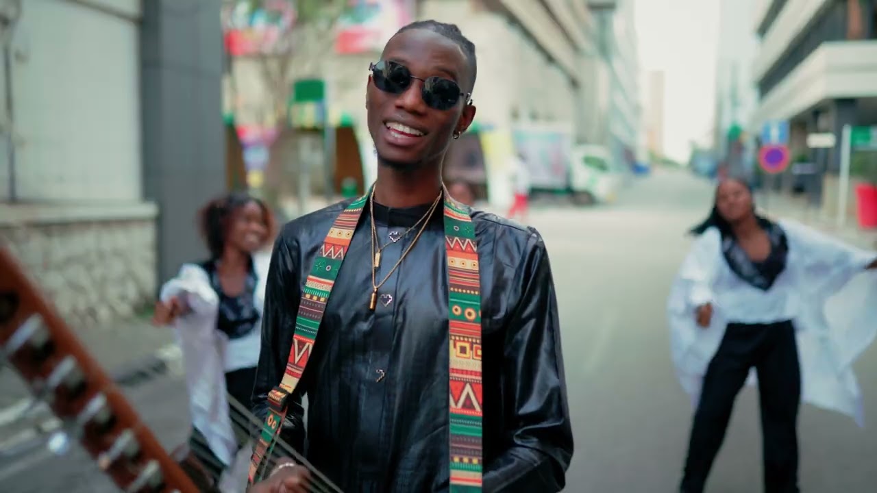 SEYBA KANOUTE  ( HENRIETE KEITAClip 4K )