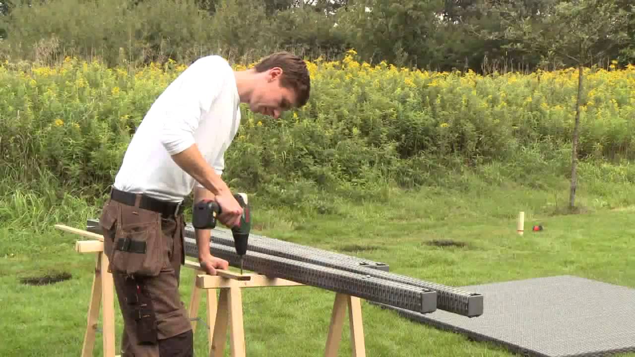 Aufbau von WEAVE Poly-Rattan Sichtschutz von Br&uuml;gmann TraumGarten